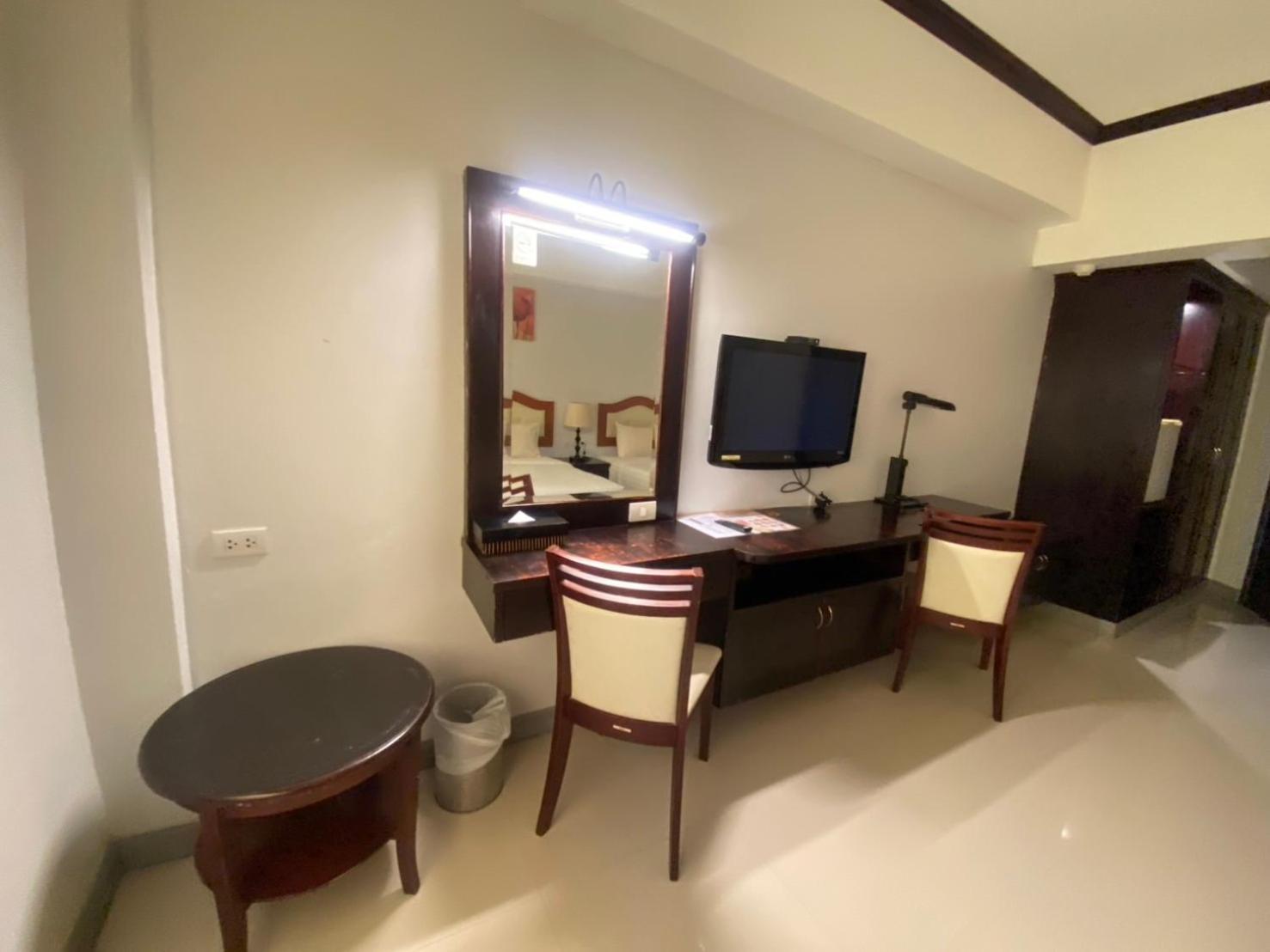 Major Grand Hotel Chum Phae Quarto foto